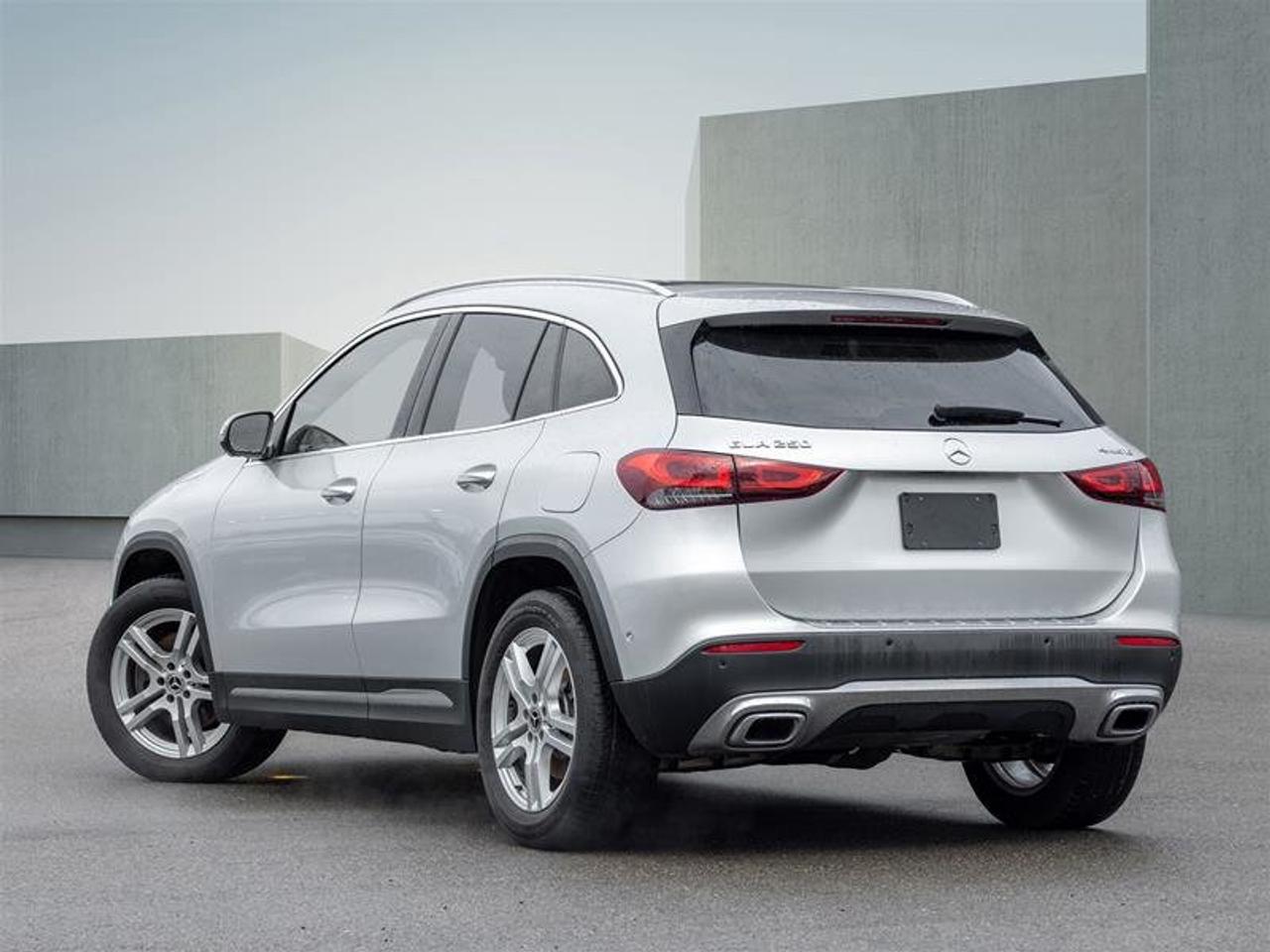 2021 Mercedes-Benz GLA250 4MATIC SUV Photo4