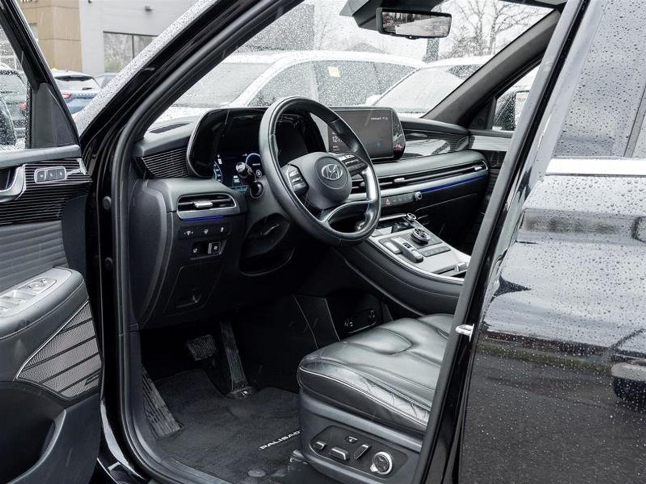 2023 Hyundai PALISADE AWD Ultimate Calligraphy 7P Photo