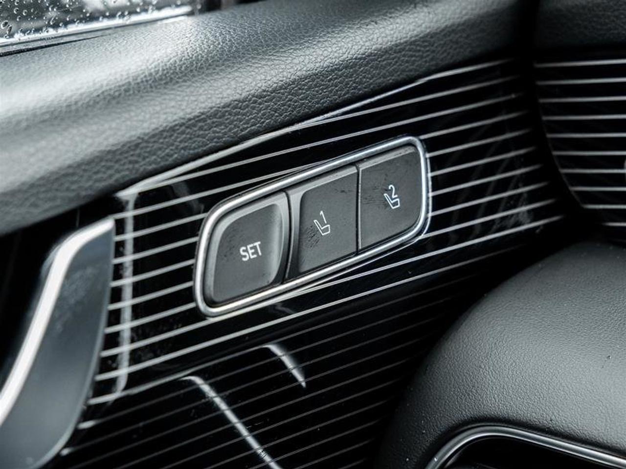 2023 Hyundai PALISADE AWD Ultimate Calligraphy 7P Photo