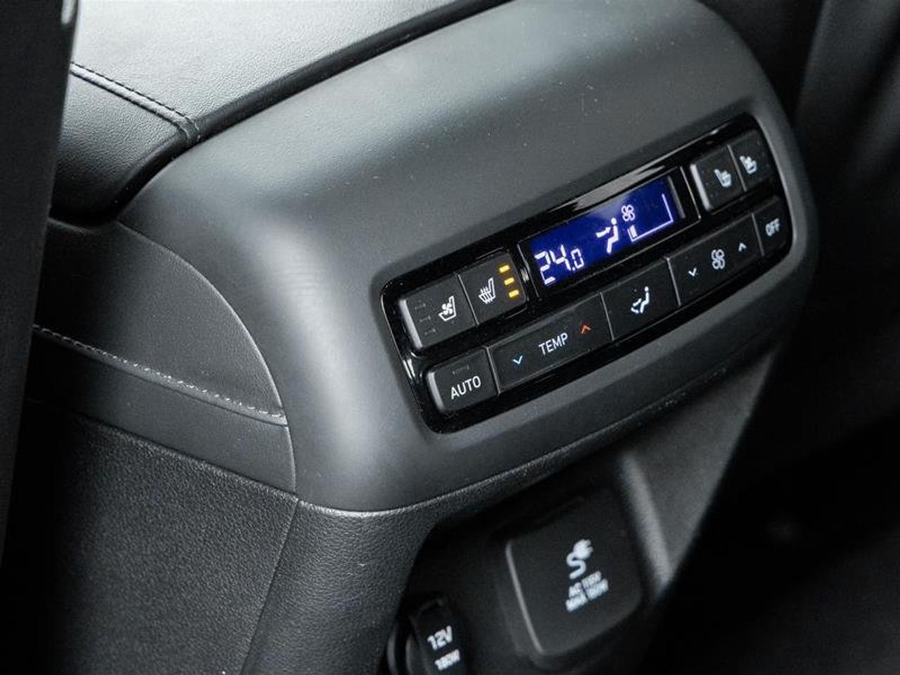 2023 Hyundai PALISADE AWD Ultimate Calligraphy 7P Photo