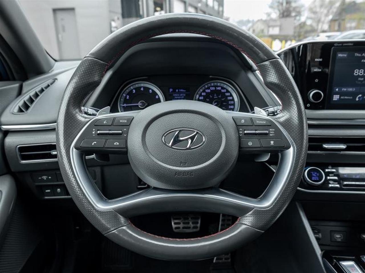 2022 Hyundai Sonata SPORT Photo