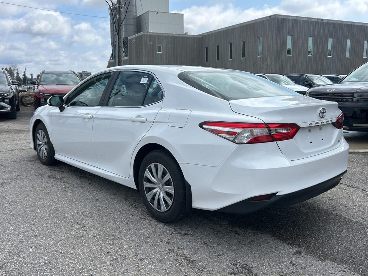 2020 Toyota Camry 4-Door Sedan LE 8A Photo