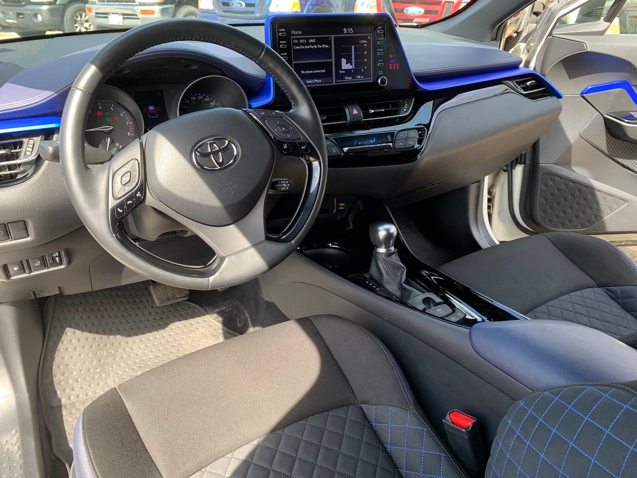 2020 Toyota C-HR XLE Premium Photo