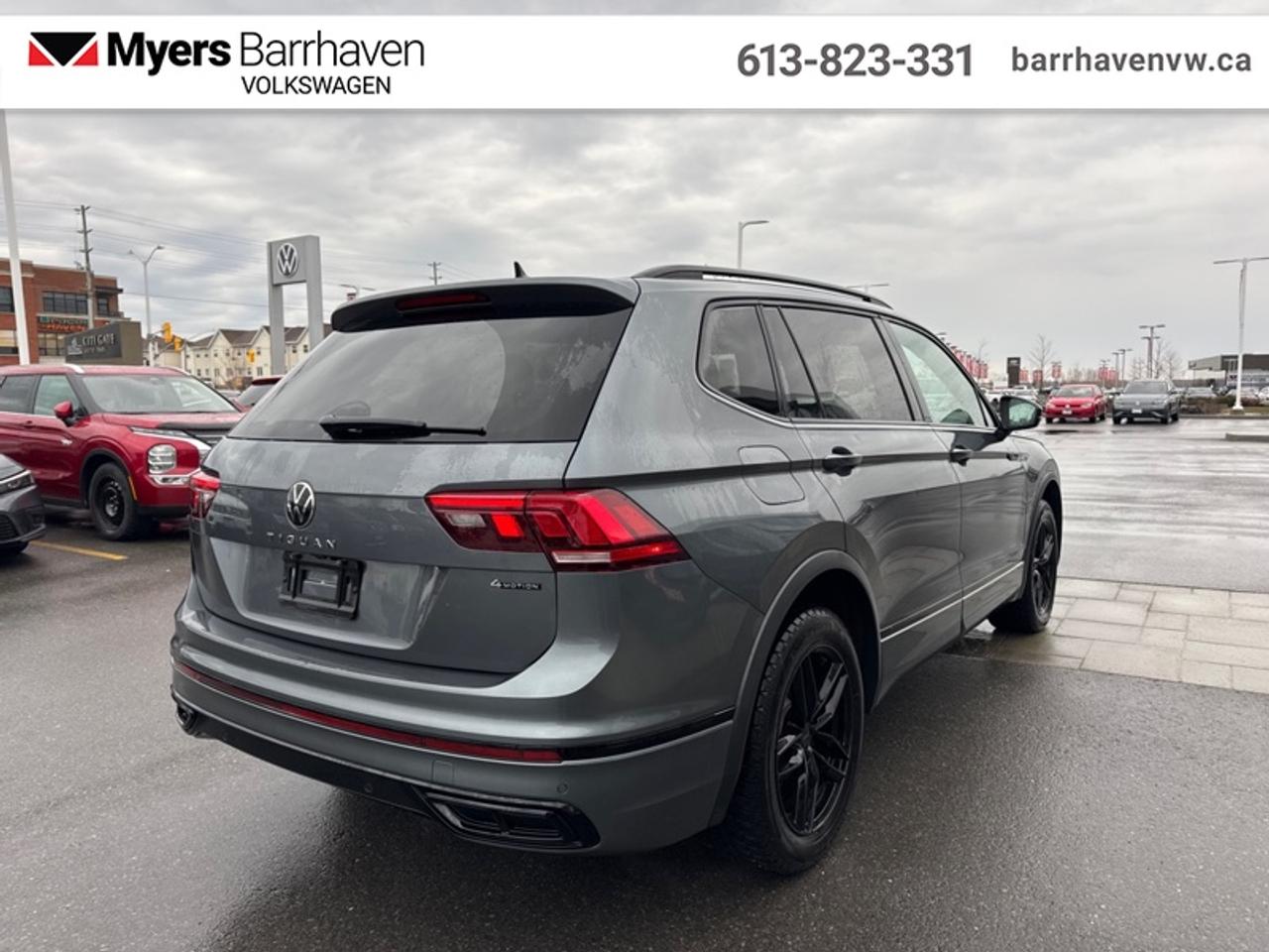 2024 Volkswagen Tiguan Comfortline R-Line Black Edition Photo