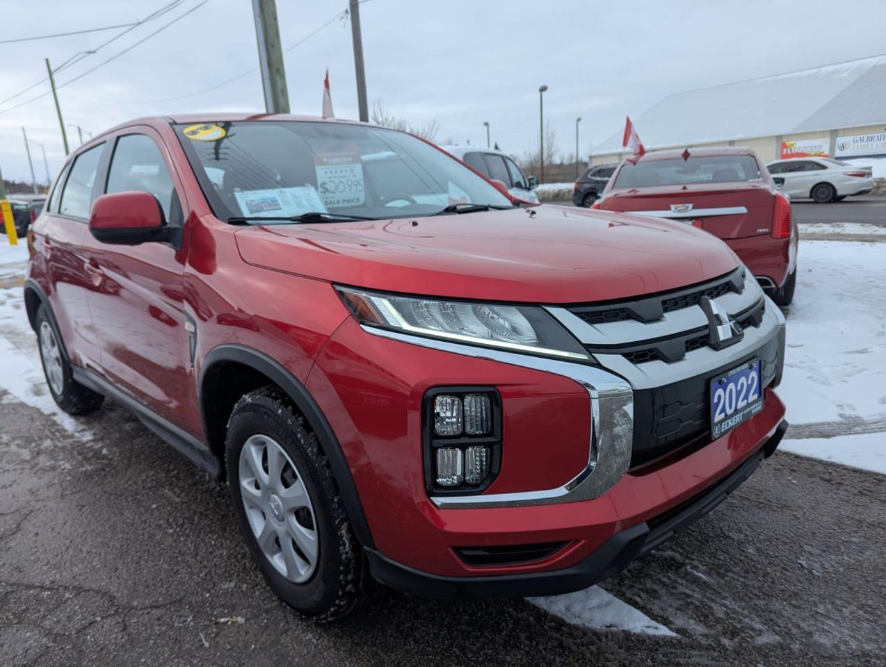 2022 Mitsubishi RVR ES AWD   GREAT WARRANTY!! Photo