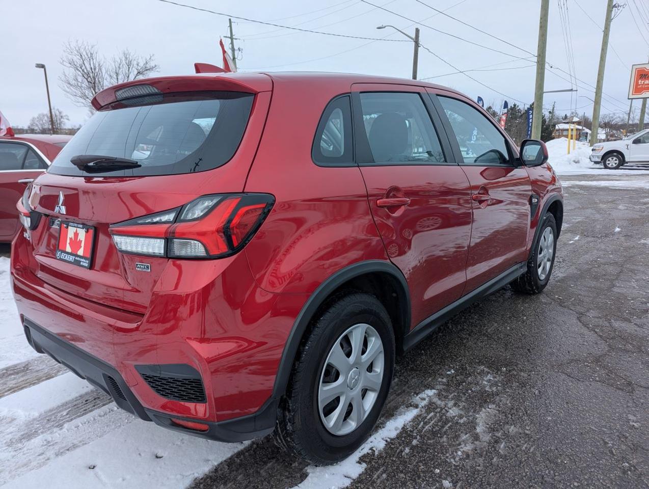 2022 Mitsubishi RVR ES AWD   GREAT WARRANTY!! Photo