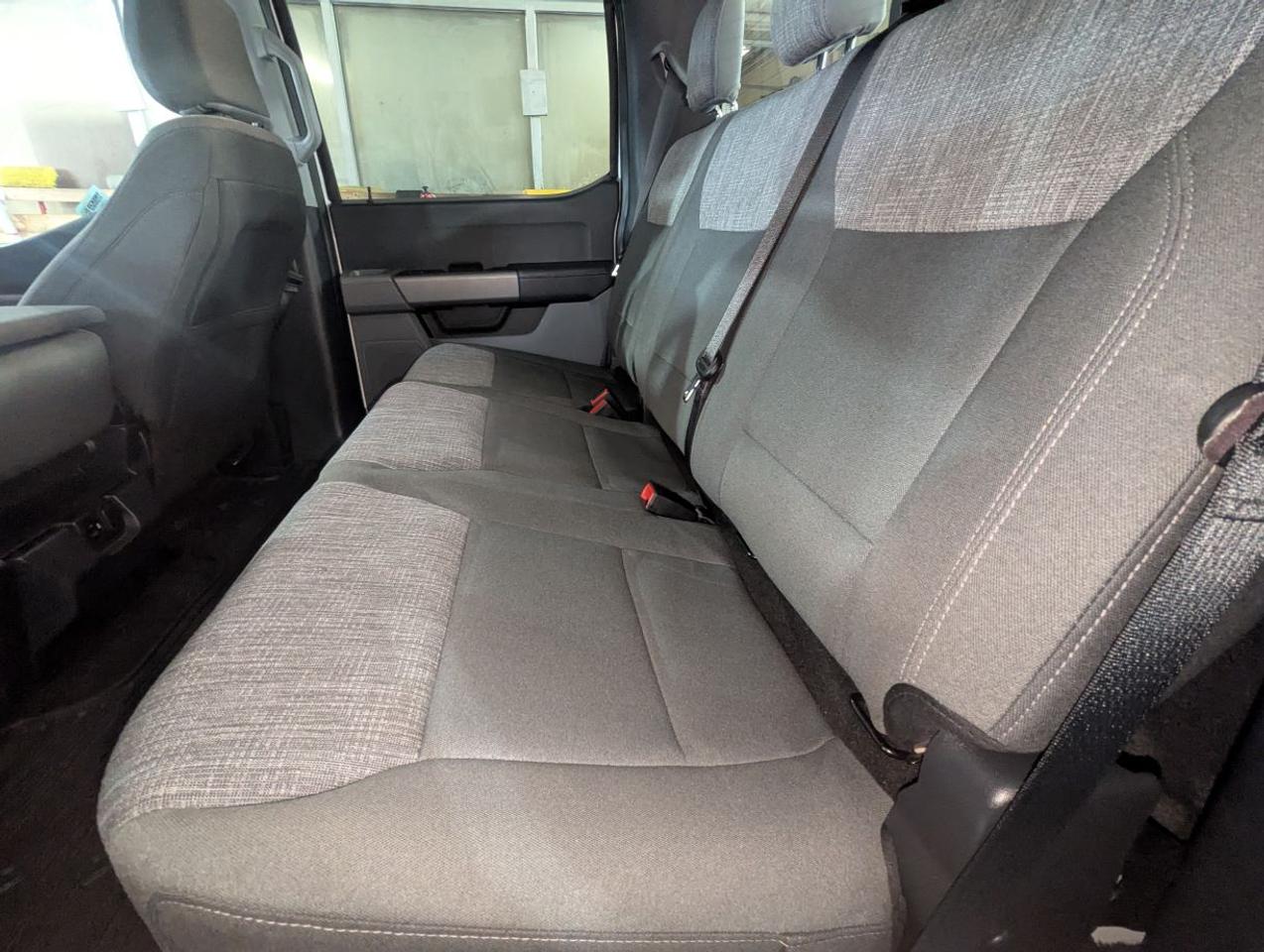 2022 Ford F-150 XLT SUPERCREW 4X4 WITH NAVIGATION!! Photo