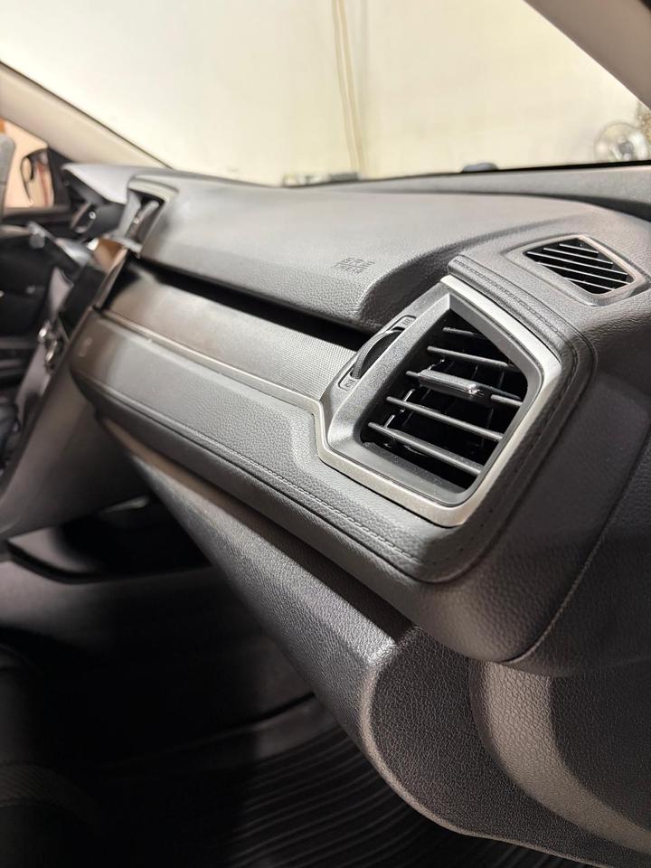 2018 Honda Civic EX Photo