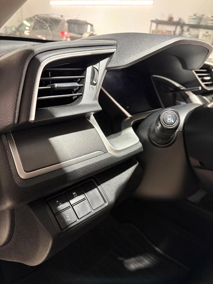 2018 Honda Civic EX Photo