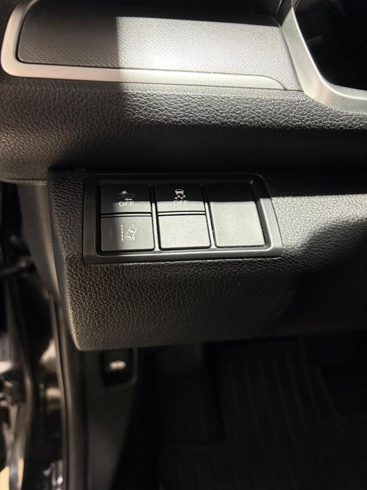 2018 Honda Civic EX Photo