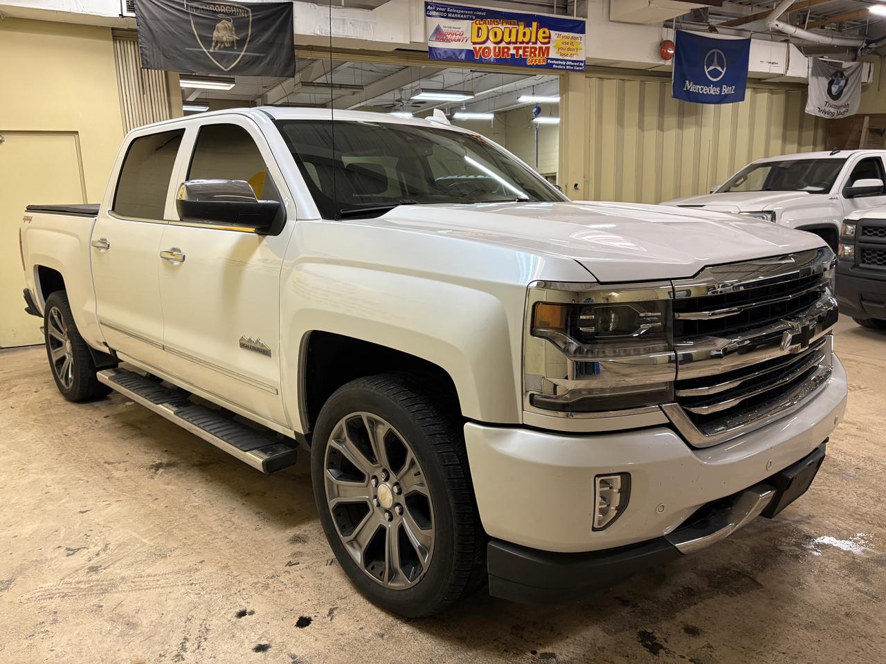 2017 Chevrolet Silverado 1500 High Country Photo2