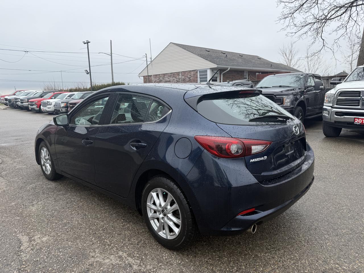 2018 Mazda MAZDA3 GS Photo4