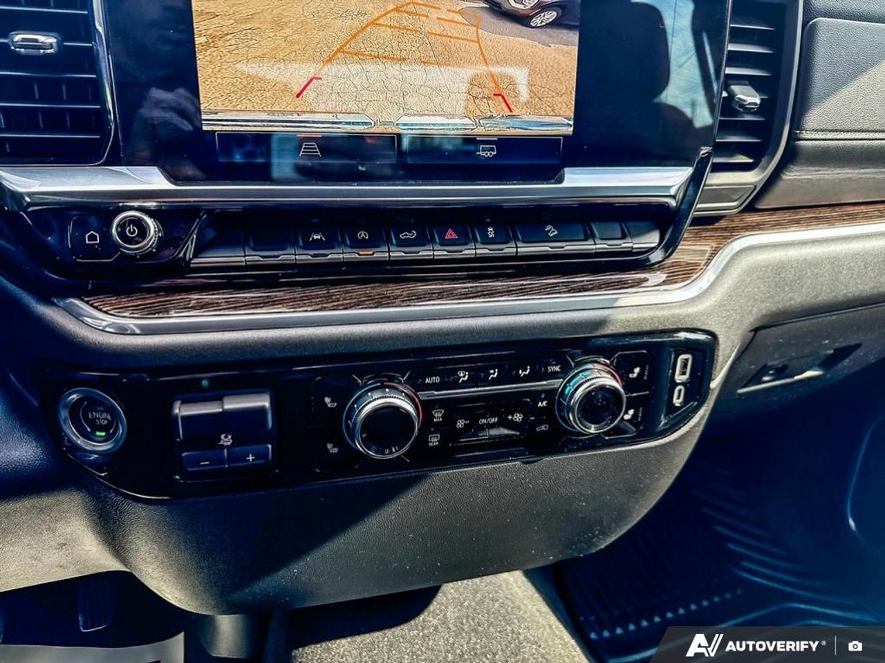 2023 GMC Sierra 1500 ELEVATION / X31 OFFROAD / 4X4 / 5.3L / CREW CAB Photo