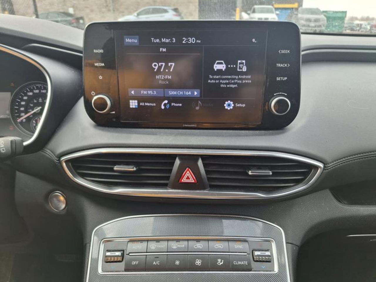 2021 Hyundai Santa Fe Preferred AWD | Heated Seats + Steering | Carplay + Android Auto | Blind Spot Monitor | and More ! Photo