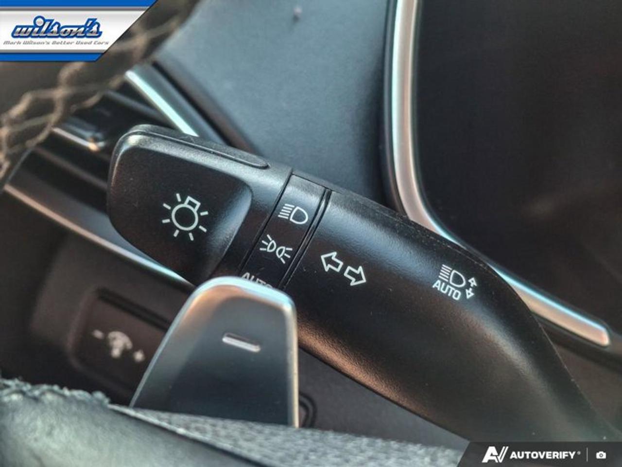2021 Hyundai Santa Fe Preferred AWD | Heated Seats + Steering | Carplay + Android Auto | Blind Spot Monitor | and More ! Photo