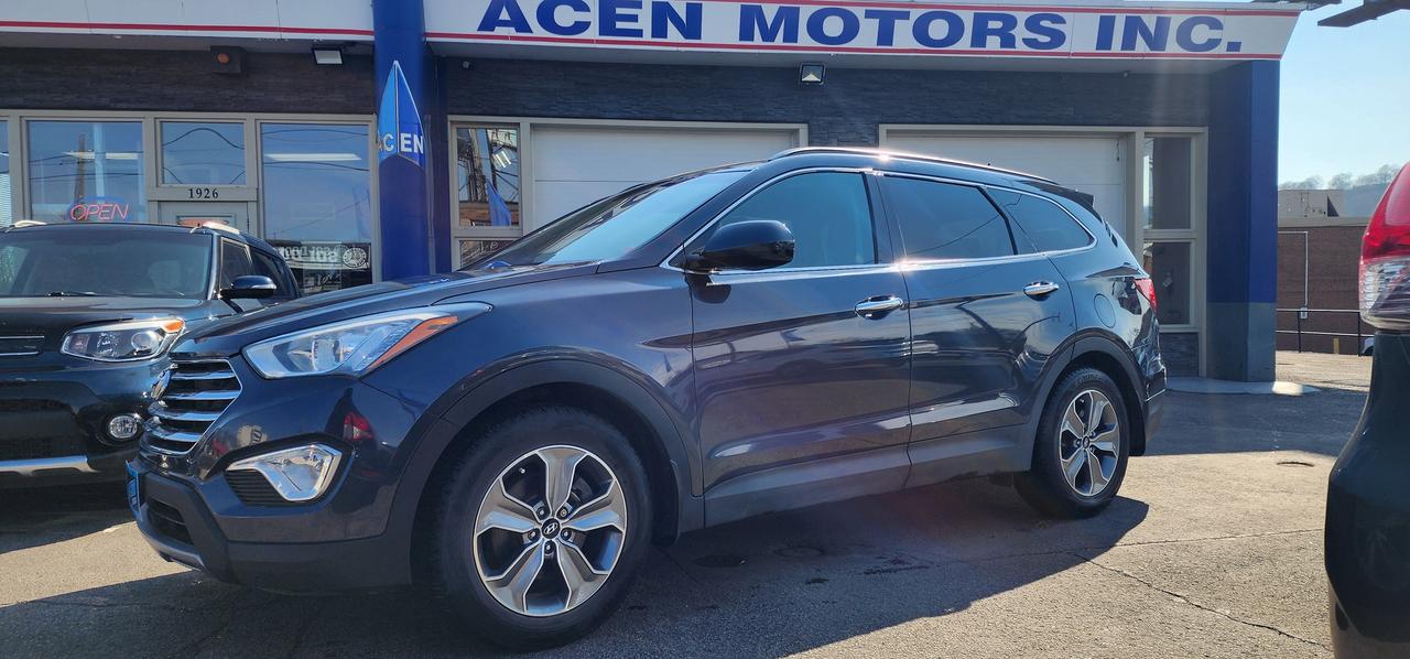 2014 Hyundai Santa Fe 7 PASS- ONE OWNER - NO ACCIDENTS - CERT Photo