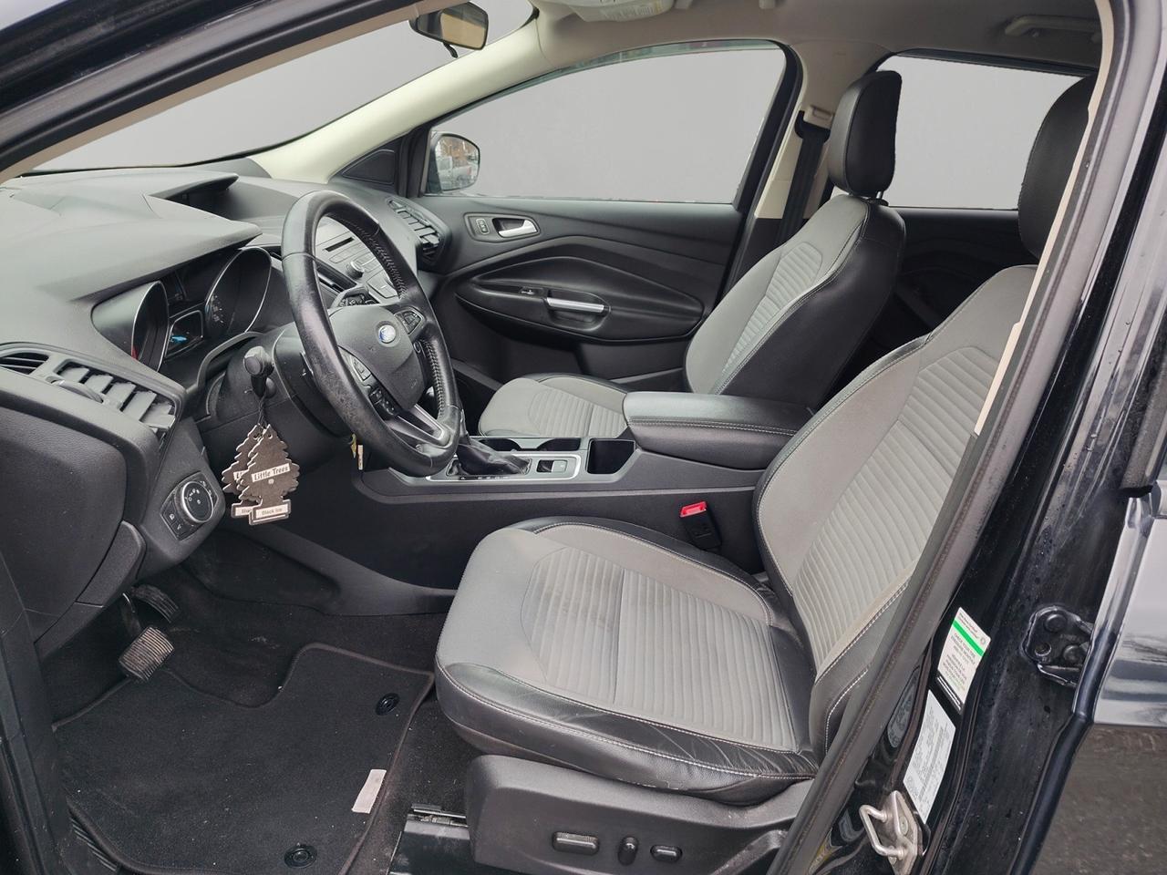 2018 Ford Escape SE Photo