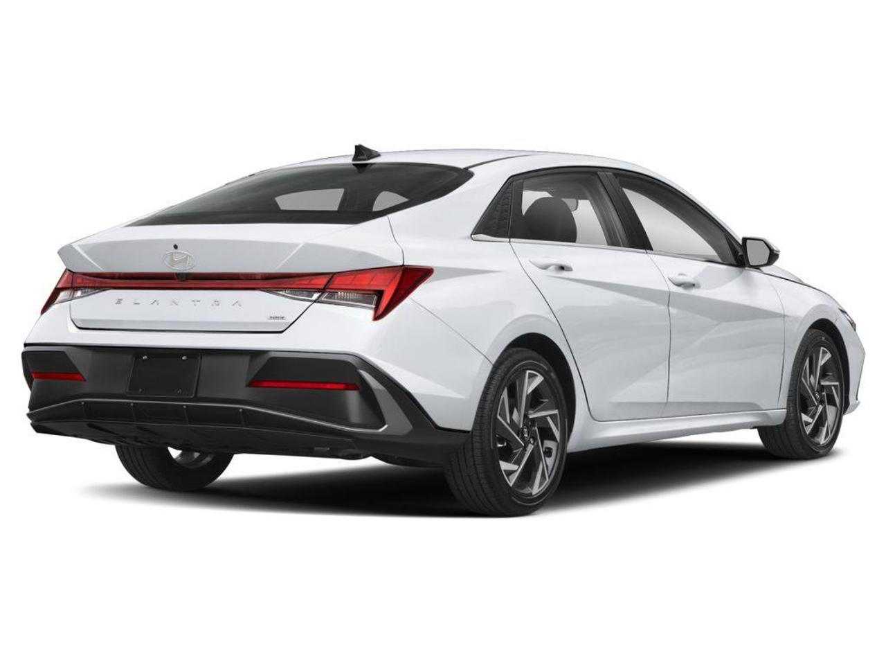 2026 Hyundai Elantra HEV Luxury Photo