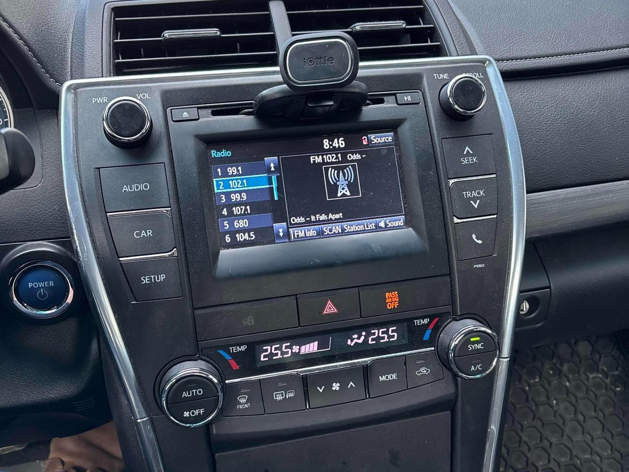 2015 Toyota Camry HYBRID LE HYBRID | LOW KMS | Back up Camera Photo2