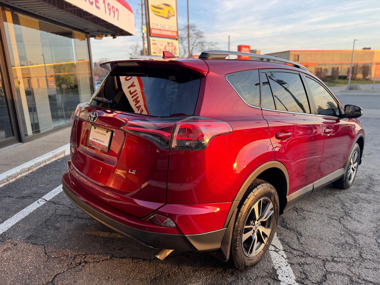 2018 Toyota RAV4 LE One Owner | TSS | Backup Camera | Heated Seats Photo4