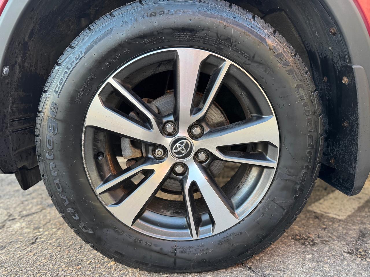 2018 Toyota RAV4 LE One Owner | TSS | Backup Camera | Heated Seats Photo