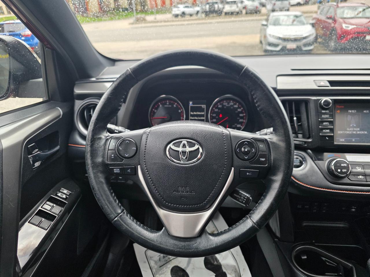 2018 Toyota RAV4 SE AWD | Navi | Leather | Sunroof | TSS Photo