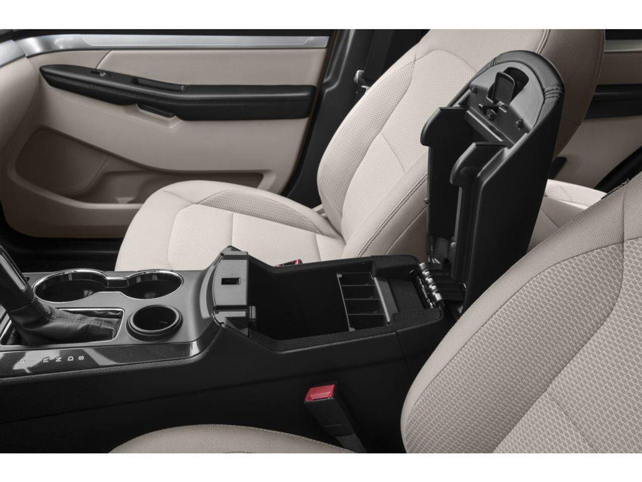 2016 Ford Explorer XLT Photo