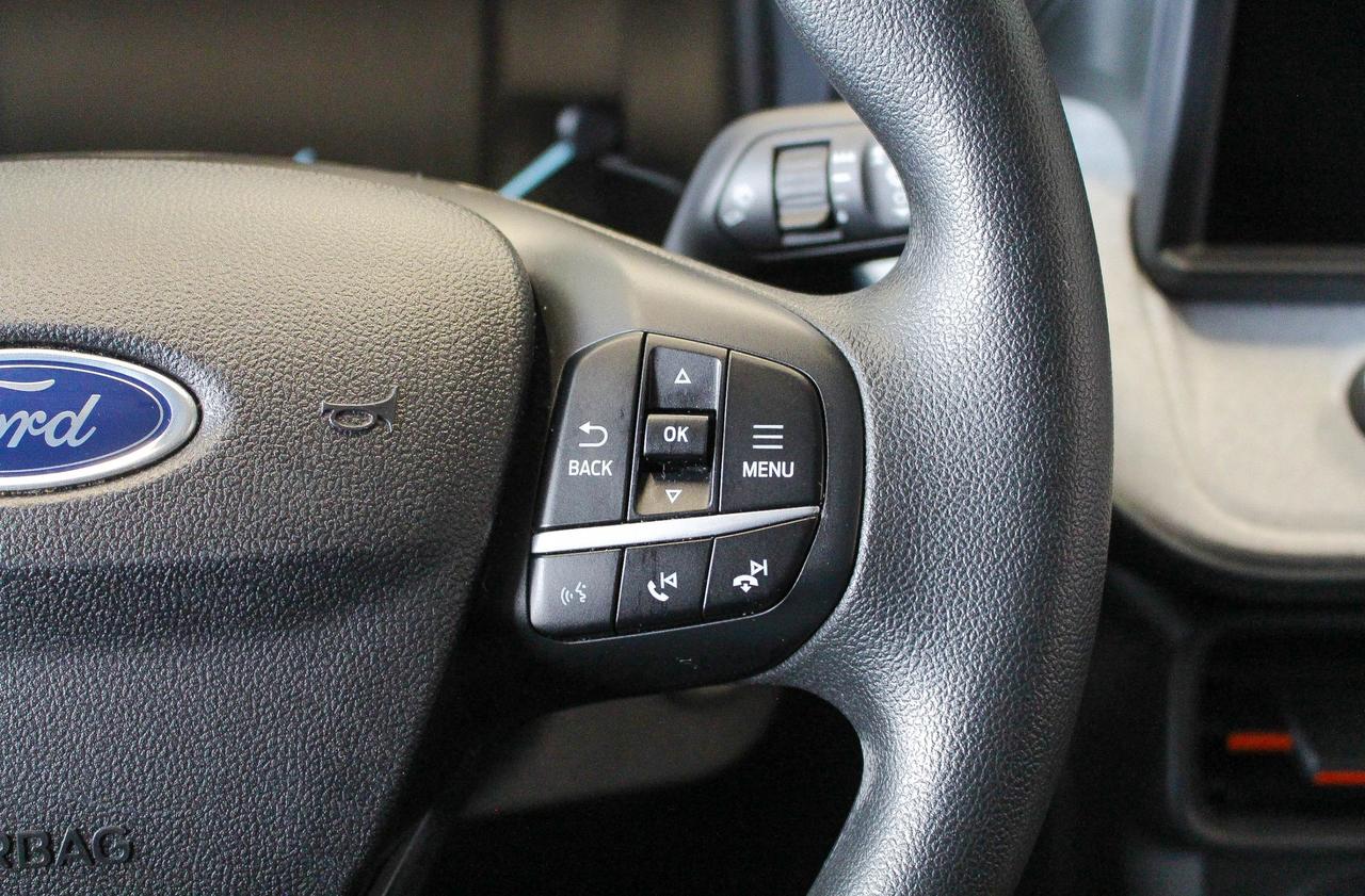 2022 Ford Maverick XLT HYBRID - CLOTH UPHOLSTERY - CLEAN CARFAX! Photo