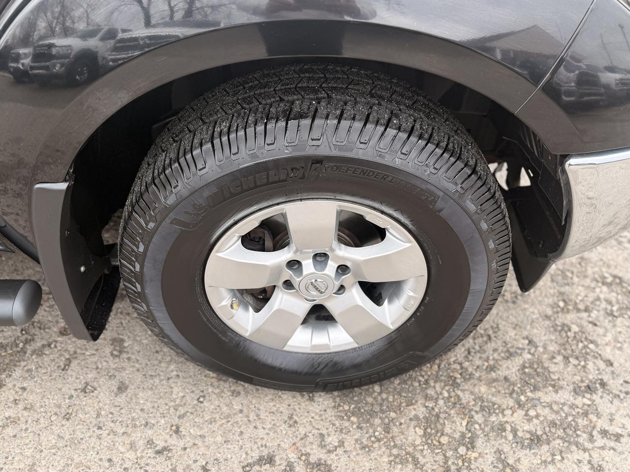 2010 Nissan Frontier SE | Well Maintained | Rare Manual Photo