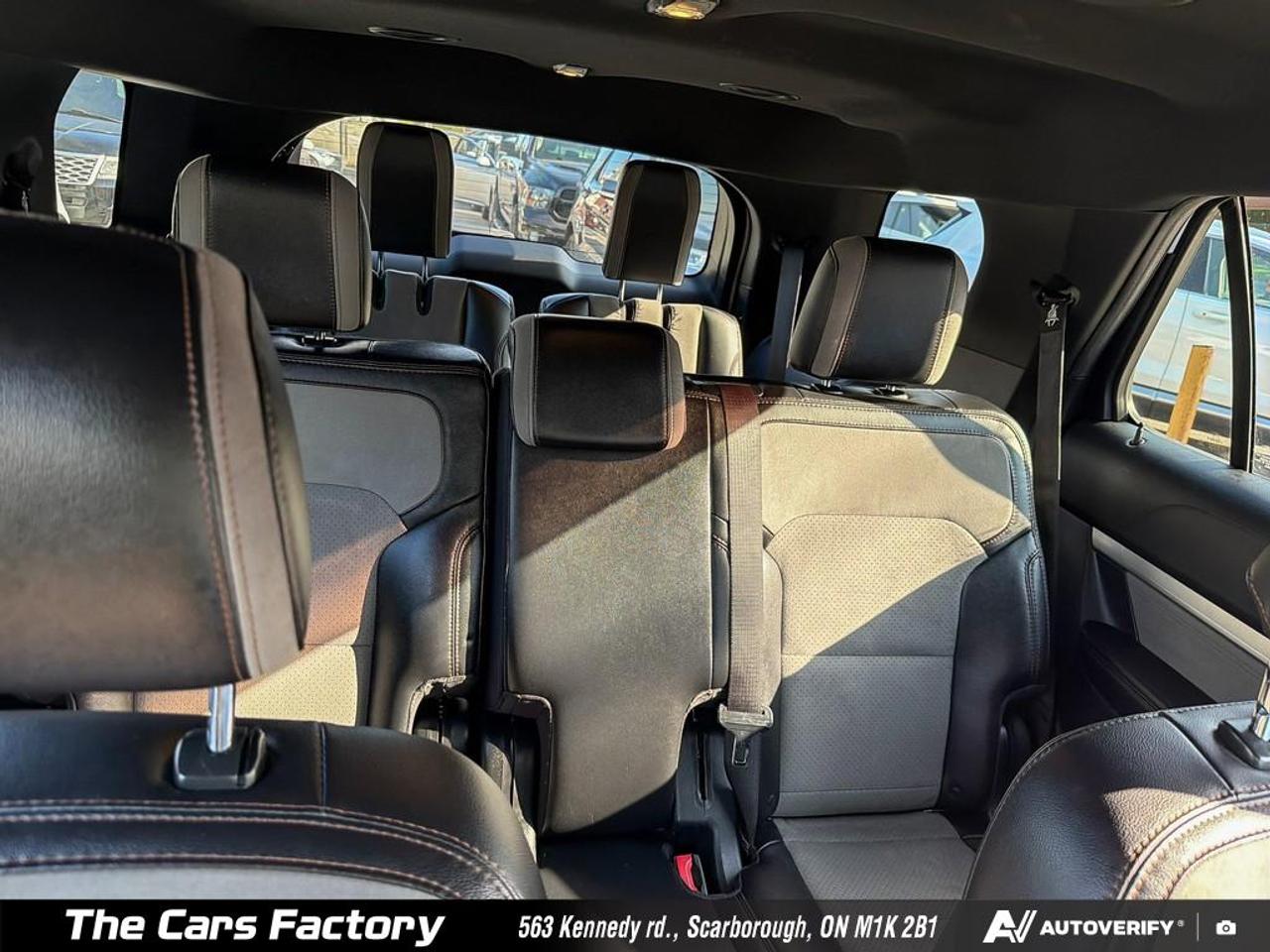 2017 Ford Explorer XLT 4WD Leather/ Apple CarPlay/ No Accident! Photo