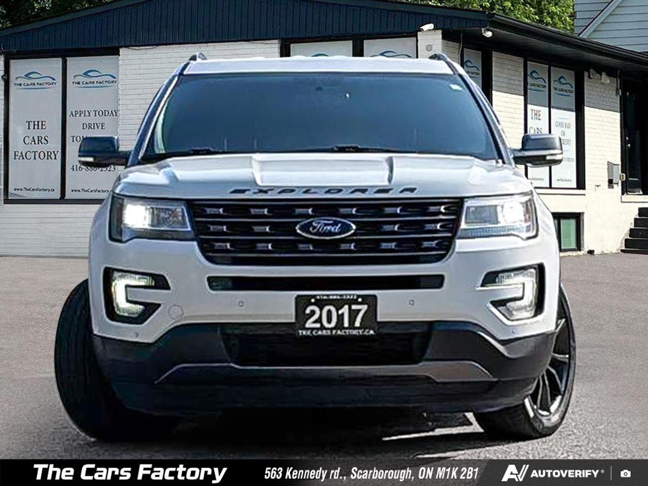2017 Ford Explorer XLT 4WD Leather/ Apple CarPlay/ No Accident! Photo