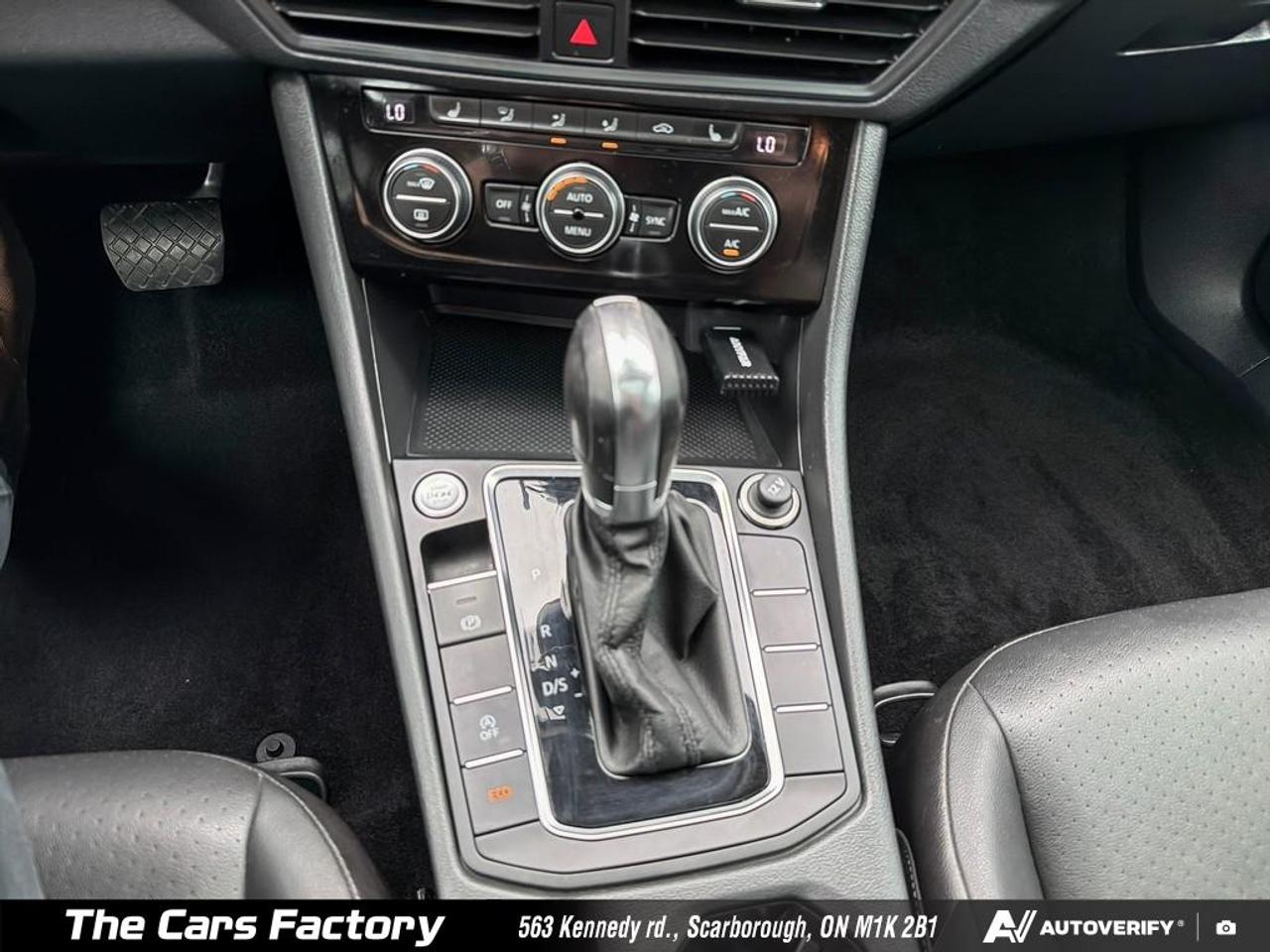 2019 Volkswagen Jetta Highline R-Line Apple CarPlay Loaded No Accident! Photo