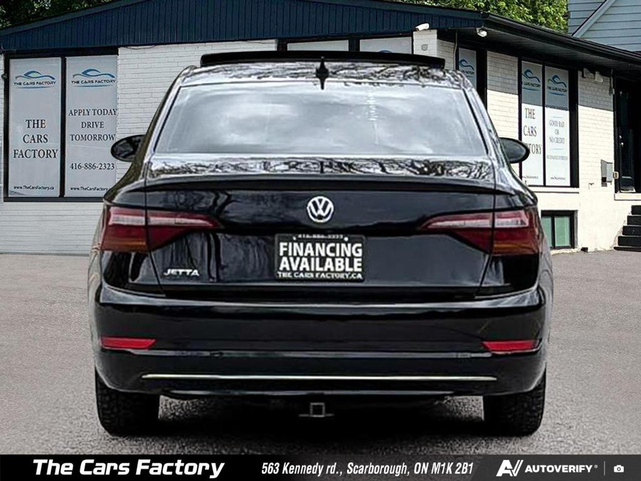 2019 Volkswagen Jetta Highline R-Line Apple CarPlay Loaded No Accident! Photo