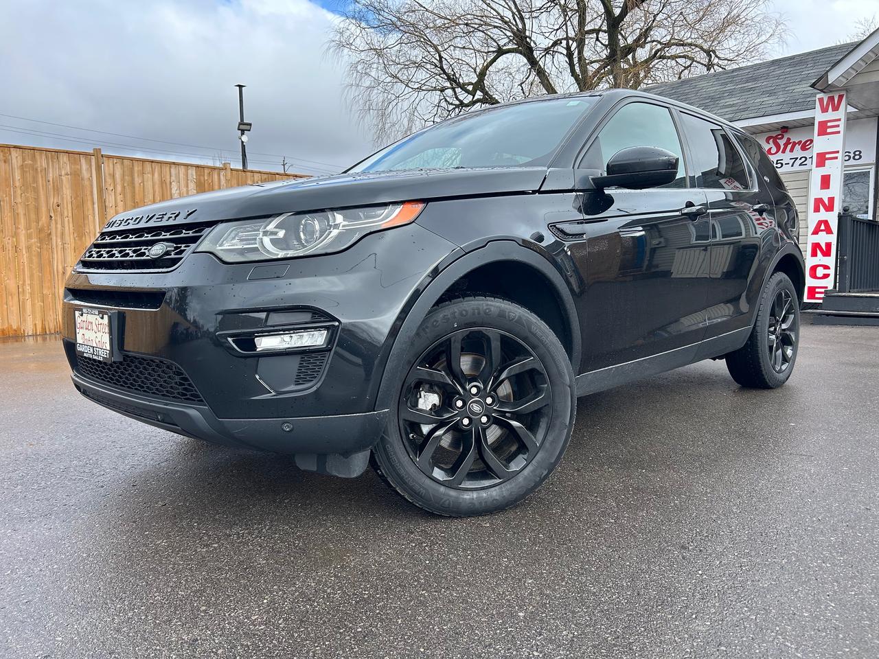 2016 Land Rover Discovery Sport HSE Photo0