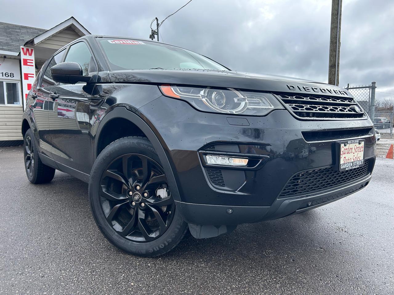 2016 Land Rover Discovery Sport HSE Photo