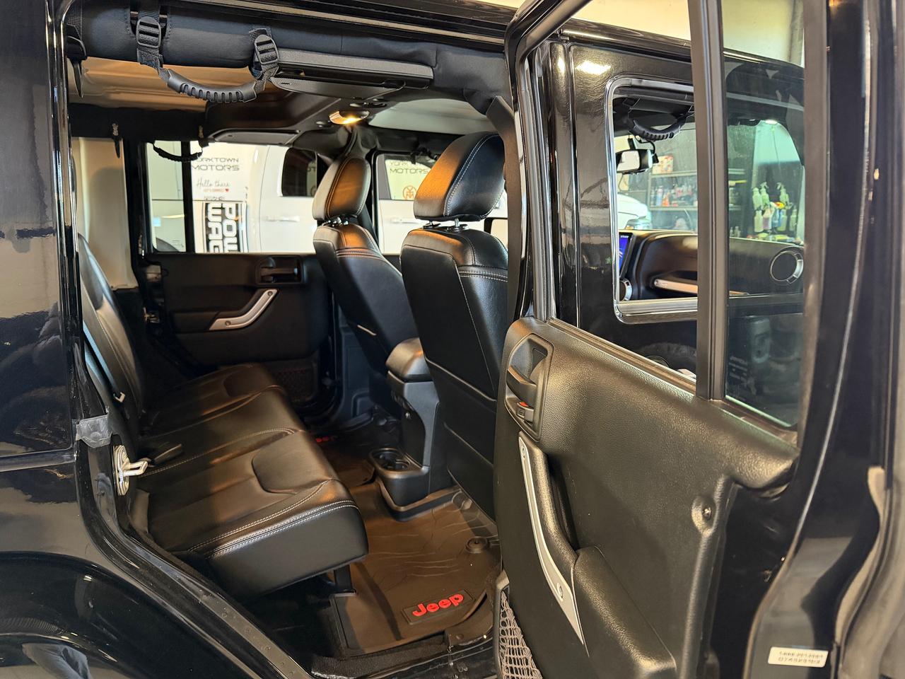 2018 Jeep Wrangler SAHARA UNLIMITED JK | APPLE CARPLAY | NAVI |HEATED Photo