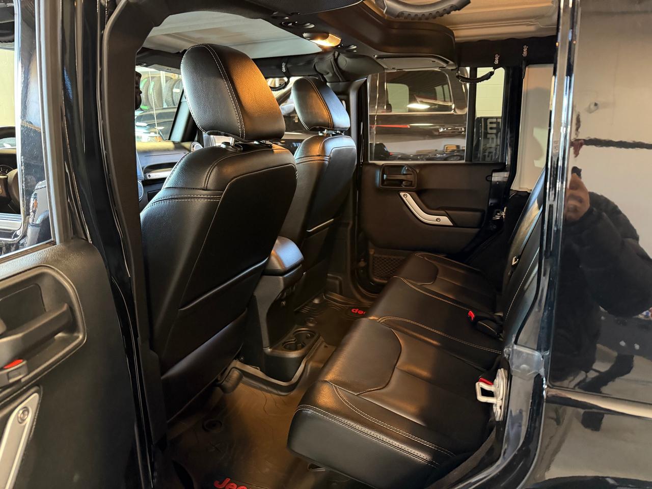 2018 Jeep Wrangler SAHARA UNLIMITED JK | APPLE CARPLAY | NAVI |HEATED Photo