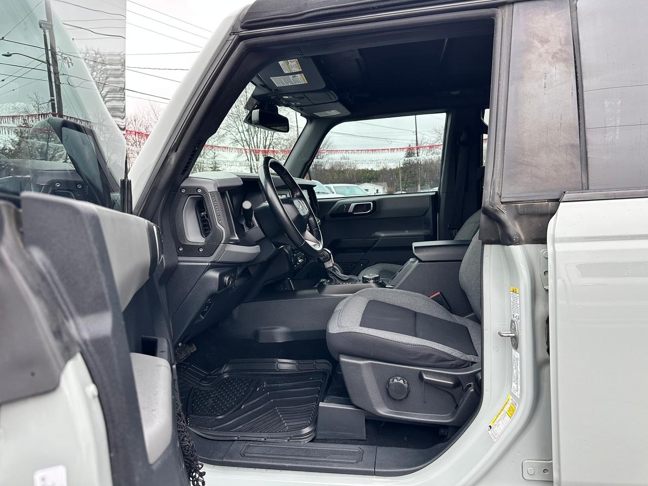 2022 Ford Bronco BigBend4X4 HTD-Cloth SoftTop FM/XM DriverAssists Photo