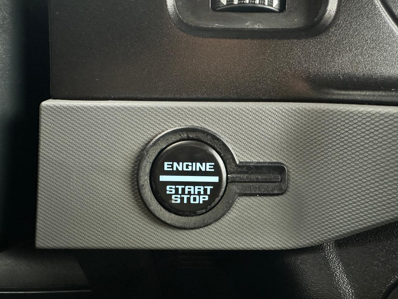 2022 Ford Bronco BigBend4X4 HTD-Cloth SoftTop FM/XM DriverAssists Photo