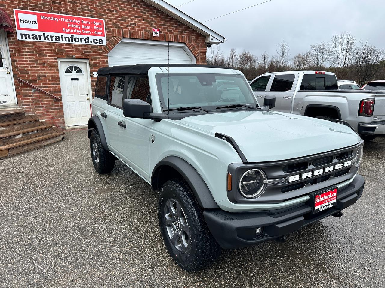 2022 Ford Bronco BigBend4X4 HTD-Cloth SoftTop FM/XM DriverAssists Photo