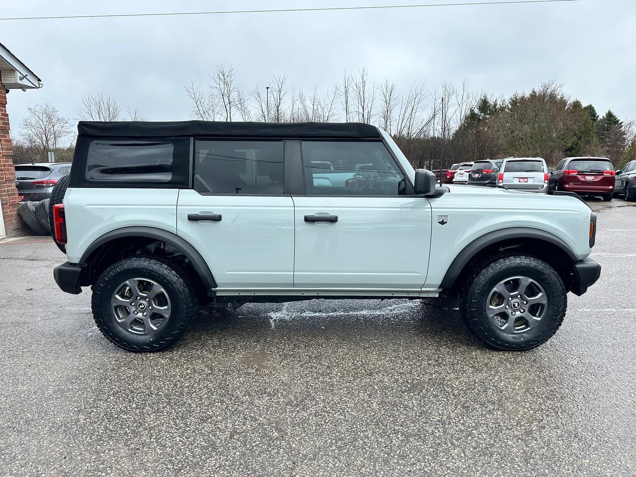 2022 Ford Bronco BigBend4X4 HTD-Cloth SoftTop FM/XM DriverAssists Photo4