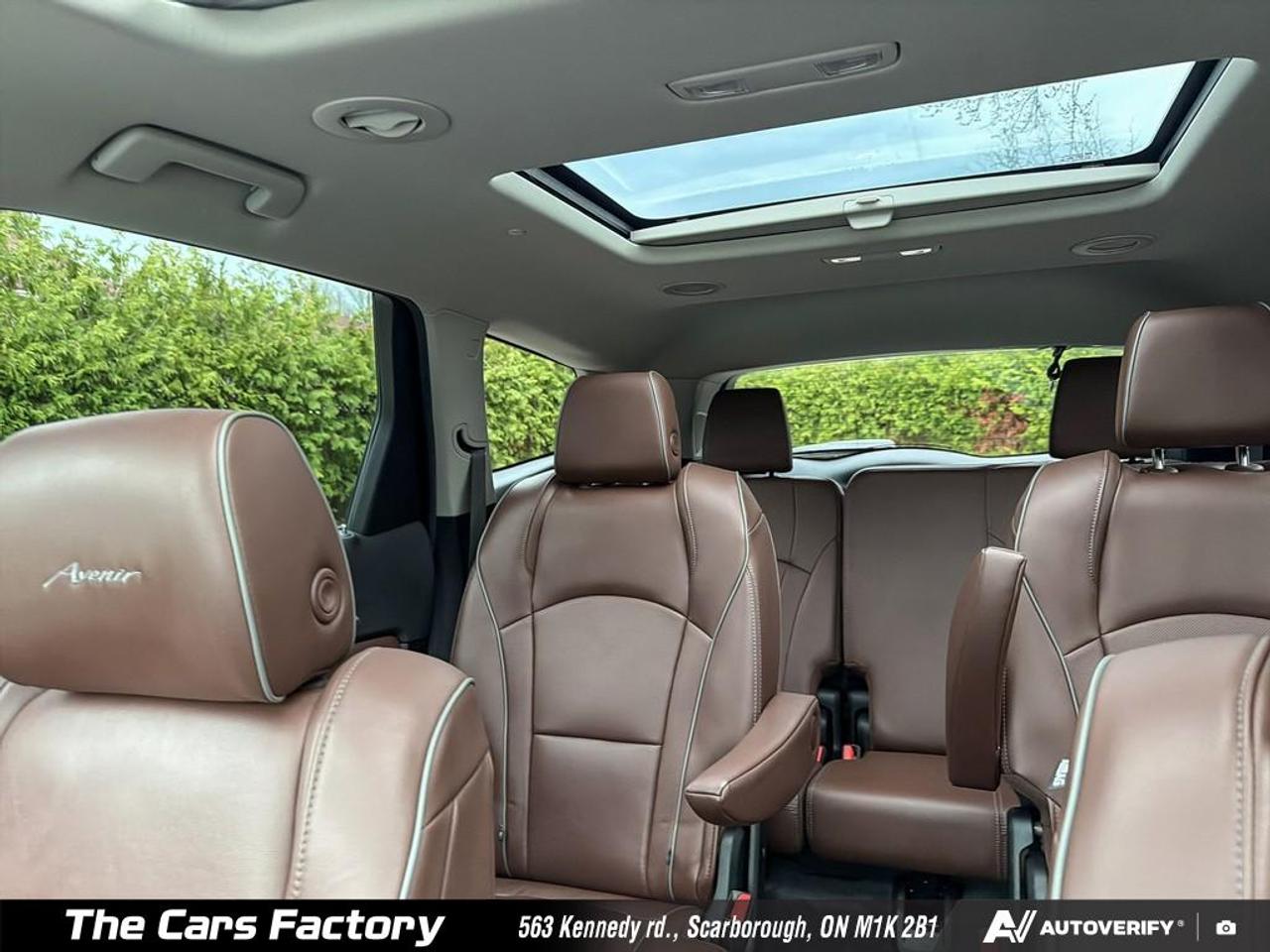 2018 Buick Enclave AWD Avenir  7 Passenger / Carplay / Loaded! Photo