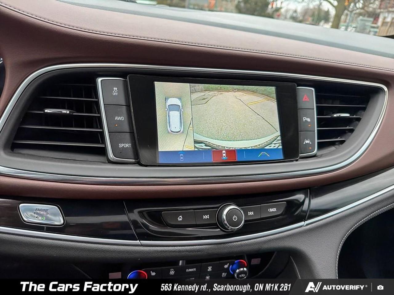 2018 Buick Enclave AWD Avenir  7 Passenger / Carplay / Loaded! Photo