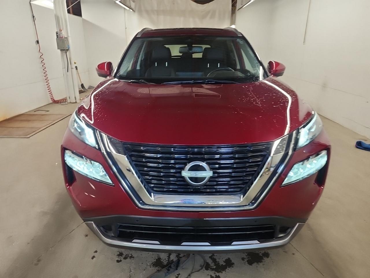 2023 Nissan Rogue SL Photo