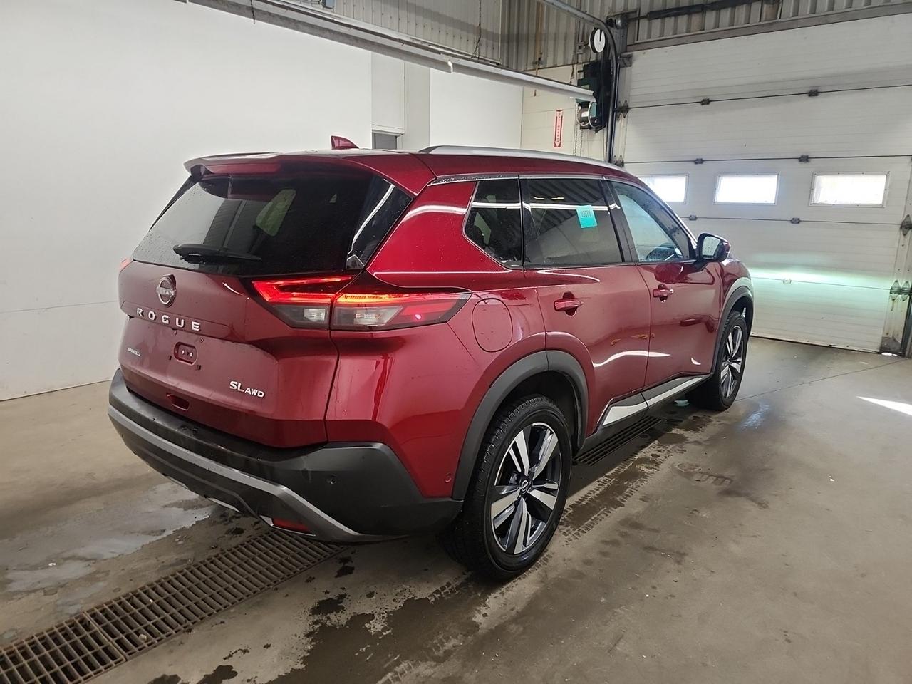 2023 Nissan Rogue SL Photo