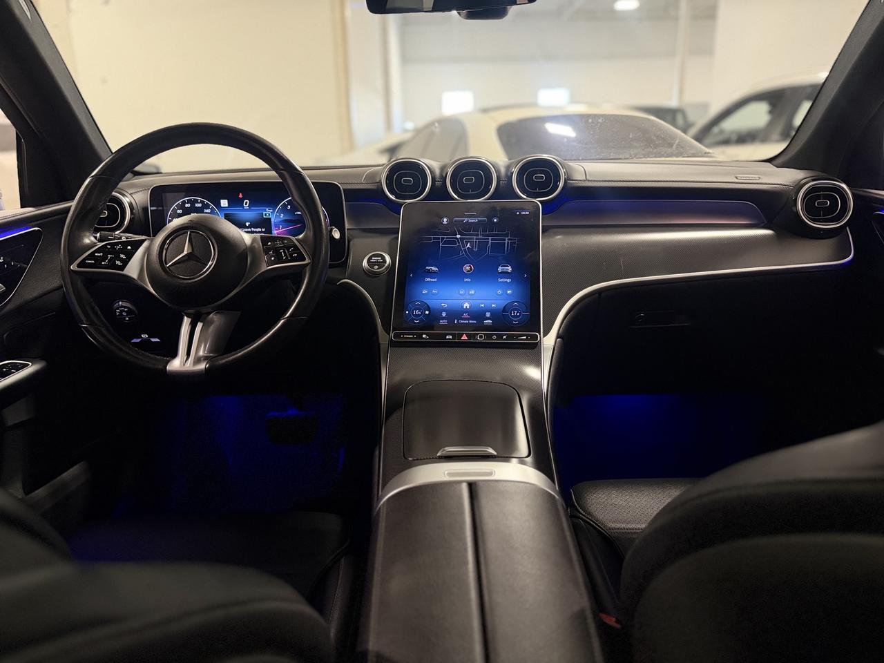 2024 Mercedes-Benz GLC 300 GLC 300 Photo