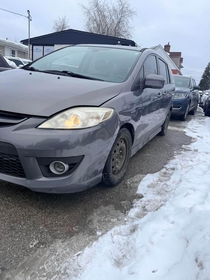 2010 Mazda MAZDA5 GS Photo