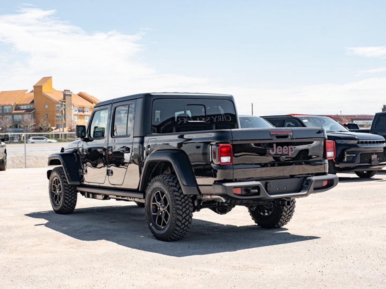2026 Jeep Gladiator Willys Photo