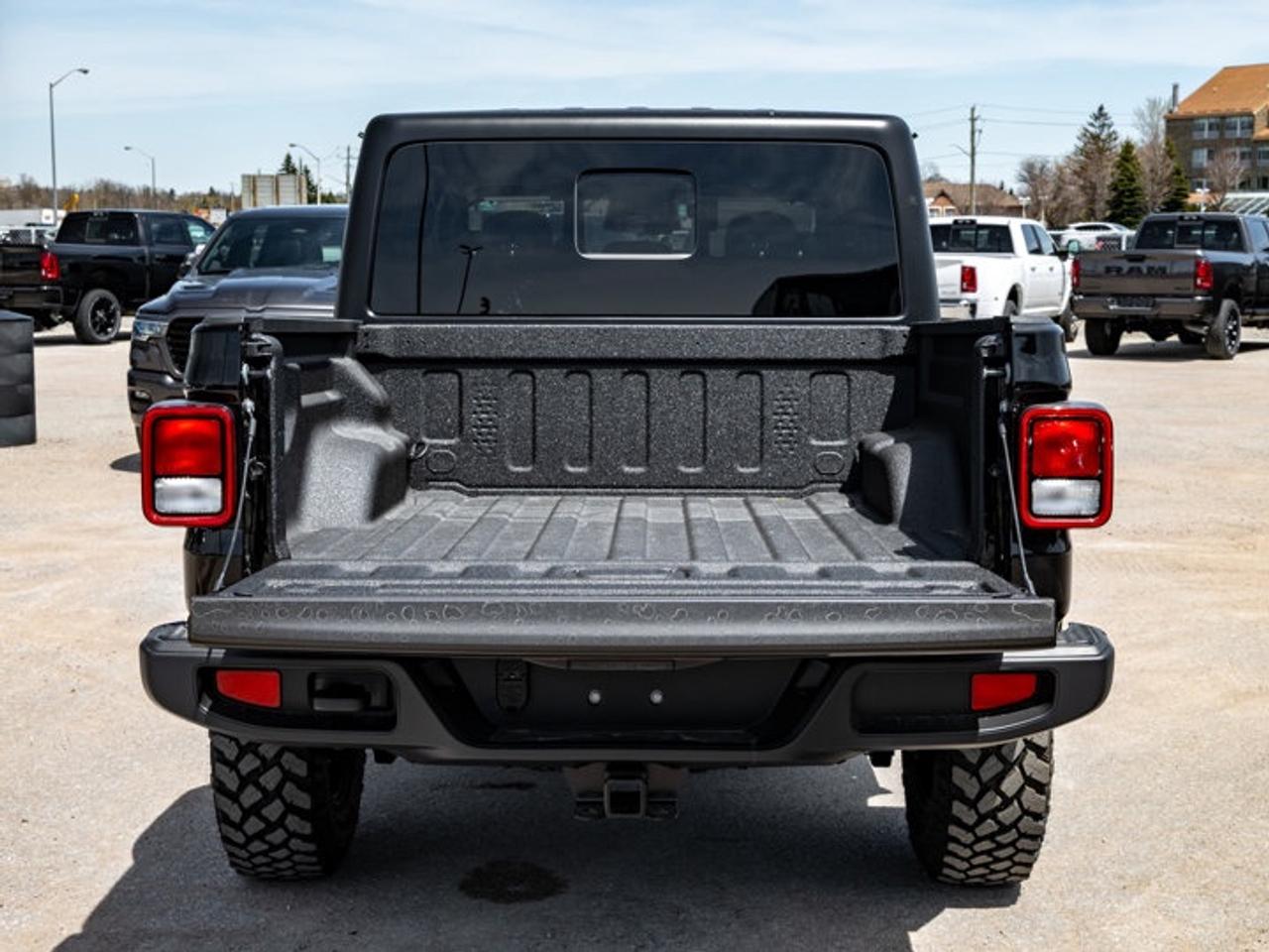 2026 Jeep Gladiator Willys Photo