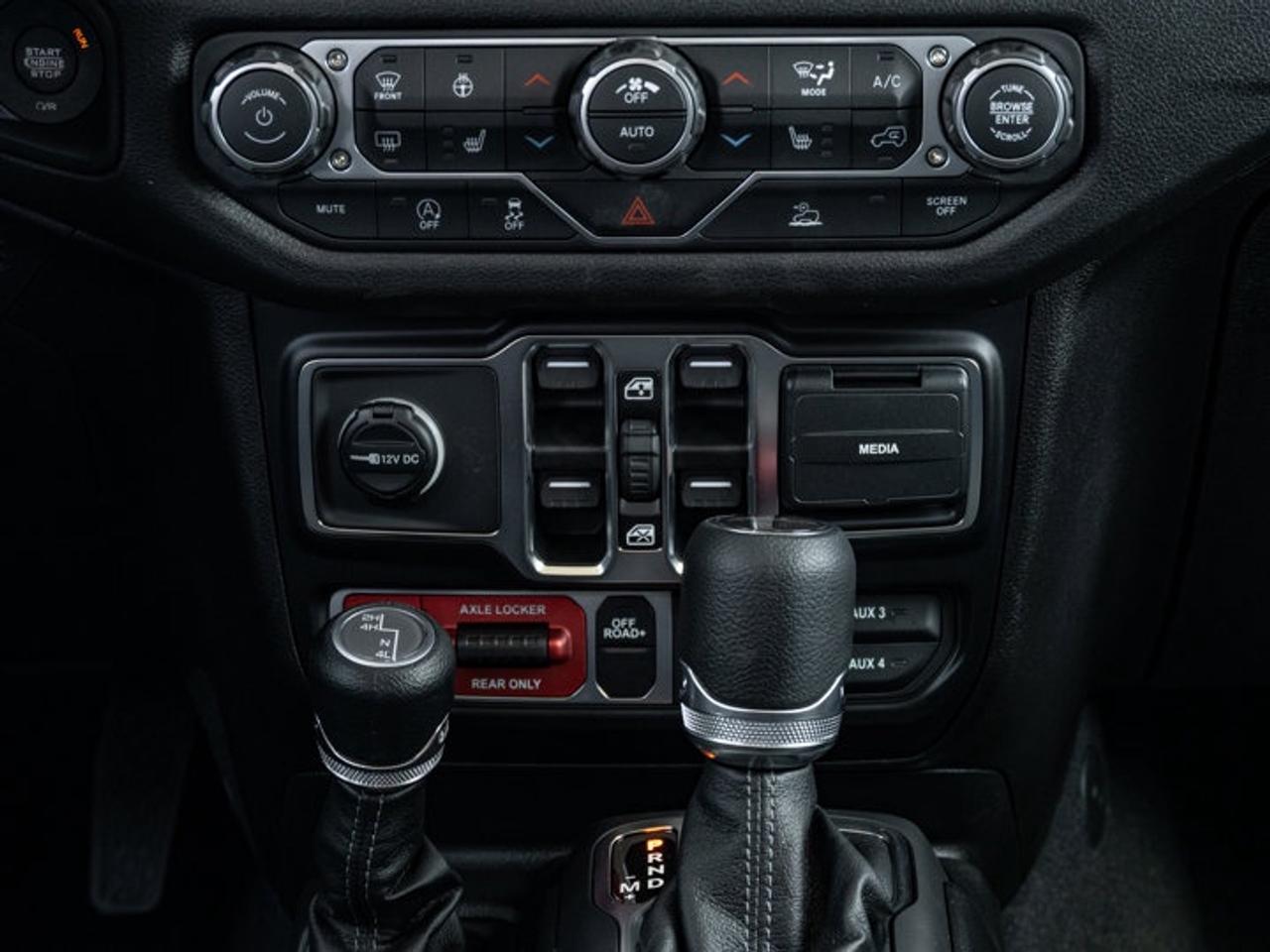 2026 Jeep Gladiator Willys Photo